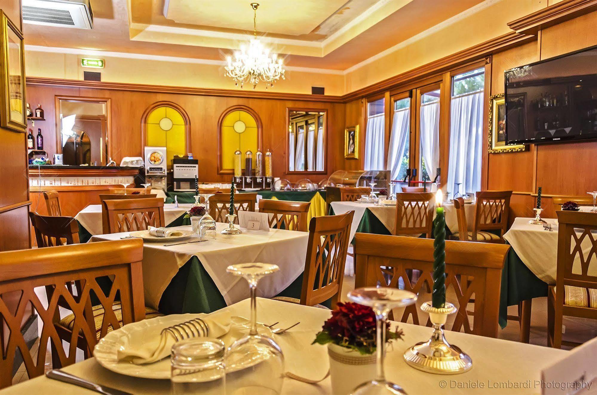 Hotel Sorriso Lucera Ngoại thất bức ảnh
